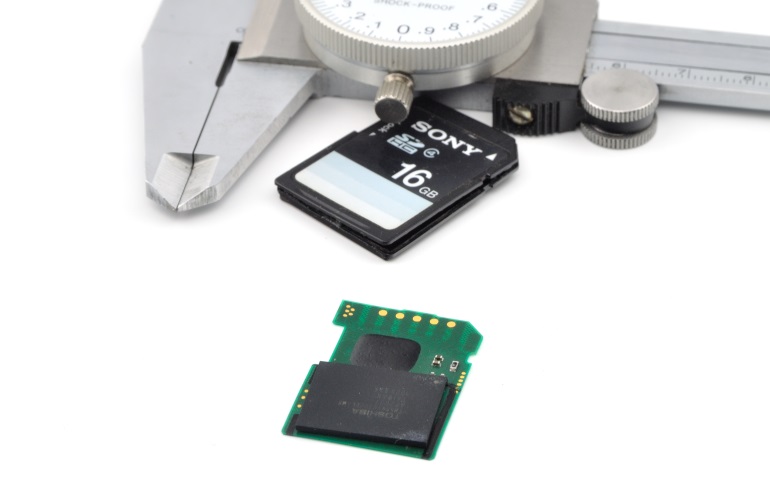 Как восстановить SD карту памяти?